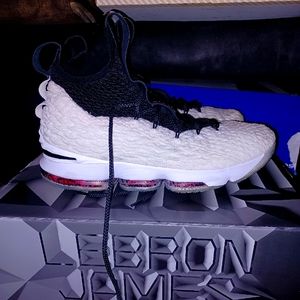 Nike Lebron 15 Graffiti (Mens 13)